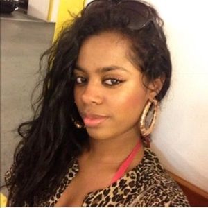 Meet your Posher, Gabrielle